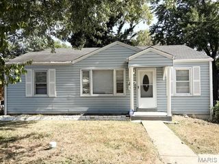 6712 Black Walnut Court, Berkeley, MO 63134