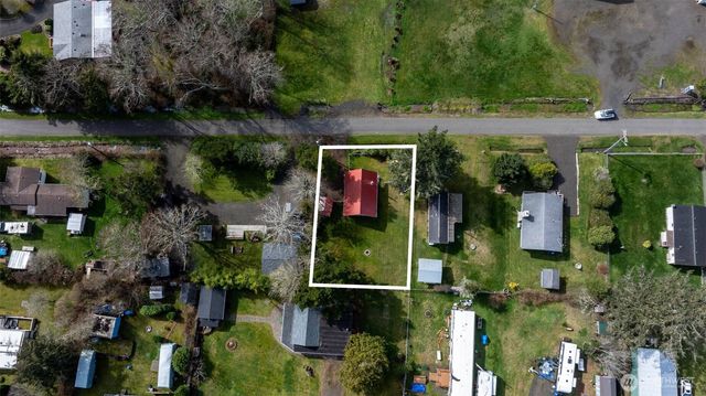 1660 1st Avenue, Grayland, WA 98547