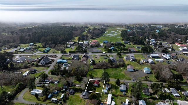 1660 1st Avenue, Grayland, WA 98547