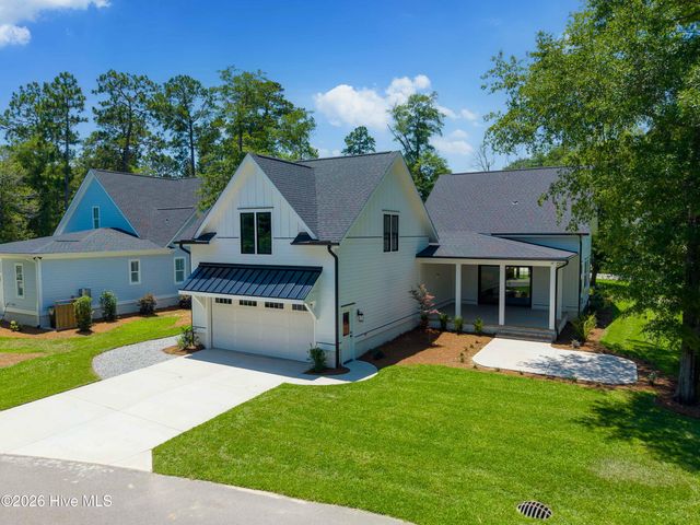 3706 Barnesmore Drive, Castle Hayne, NC 28429