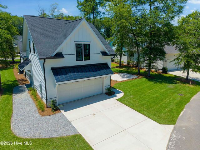 3706 Barnesmore Drive, Castle Hayne, NC 28429