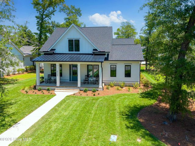 3706 Barnesmore Drive, Castle Hayne, NC 28429