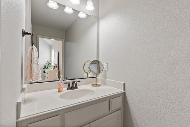8105 Blue Hole Court, Mckinney, TX 75070