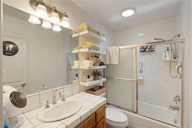 545 N Avenue 67, Los Angeles, CA 90042