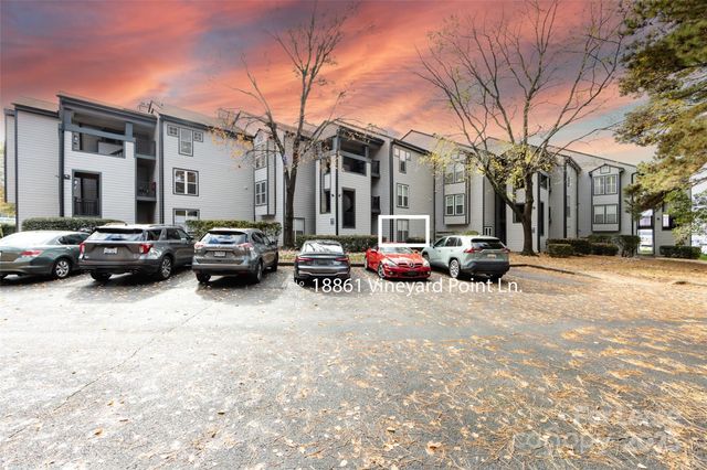 18861 Vineyard Point Lane, Cornelius, NC 28031