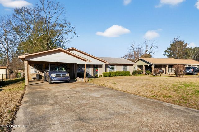 113 Rita Court, Jackson, MS 39213
