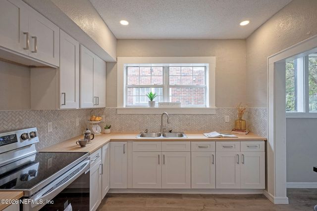 325 ALDER Street, Jacksonville, FL 32206