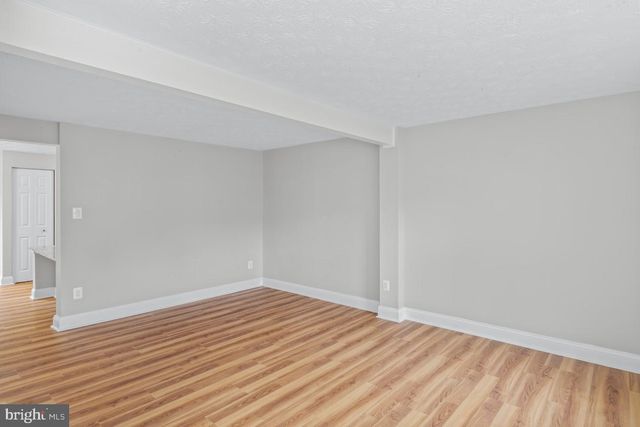 7921 TYSON OAKS CIR, Vienna, VA 22182