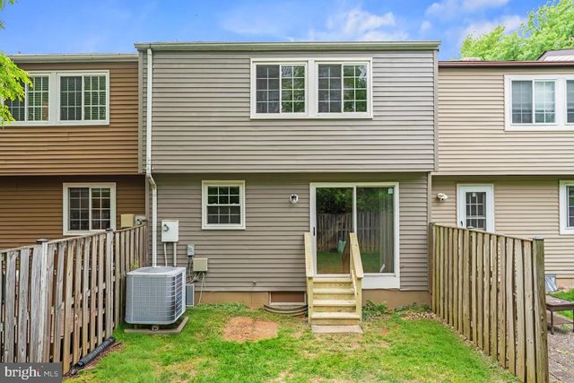 7921 TYSON OAKS CIR, Vienna, VA 22182