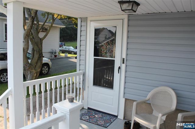 81 Savoy Place 2nd Floor, Prospect Park, NJ 07508