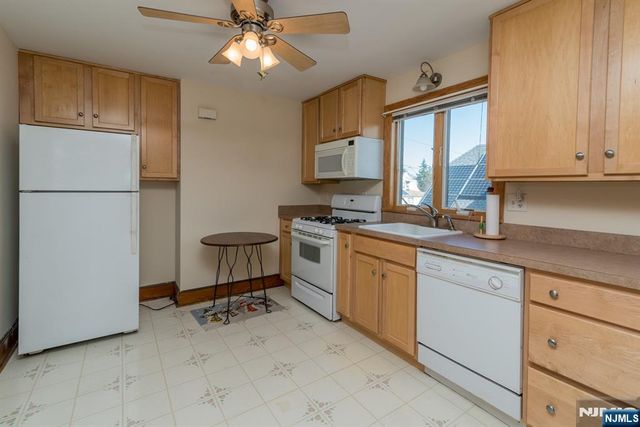 81 Savoy Place 2nd Floor, Prospect Park, NJ 07508