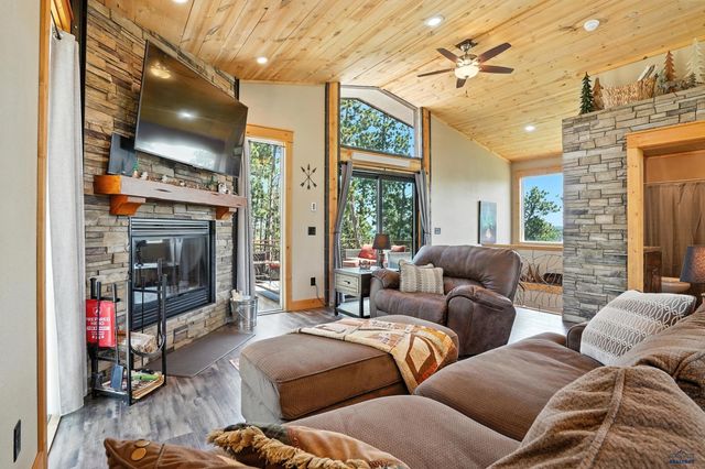 21304 WASP RD, Lead, SD 57790