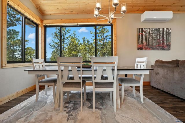 21304 WASP RD, Lead, SD 57790