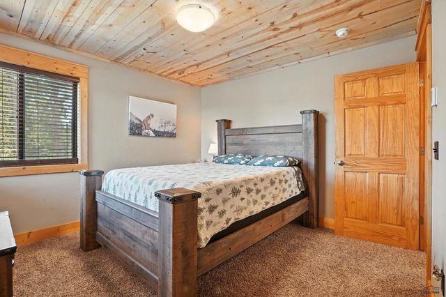 21304 WASP RD, Lead, SD 57790