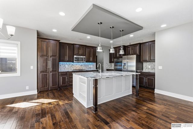 19613 Decatur Street, Elkhorn, NE 68022