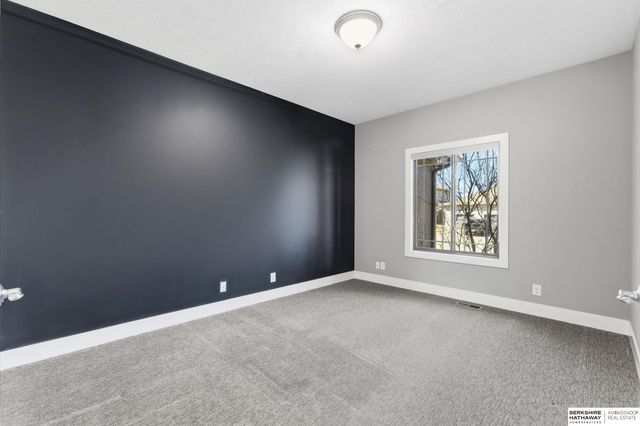 19613 Decatur Street, Elkhorn, NE 68022