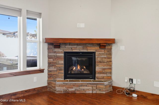 3302 W Magistrate LOOP, Hayden, ID 83835