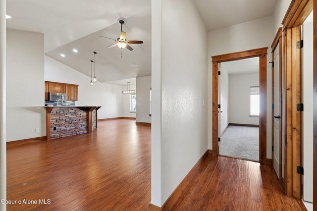 3302 W Magistrate LOOP, Hayden, ID 83835