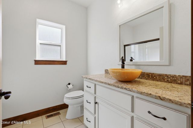 3302 W Magistrate LOOP, Hayden, ID 83835