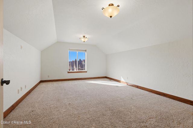 3302 W Magistrate LOOP, Hayden, ID 83835