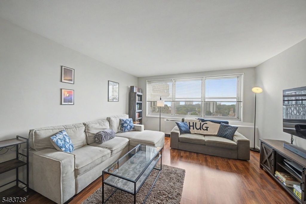 2000 Linwood Ave 12N, Fort Lee Boro, NJ 07024 — photo 2