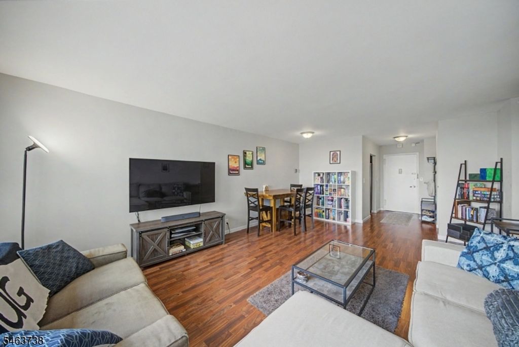 2000 Linwood Ave 12N, Fort Lee Boro, NJ 07024 — photo 4