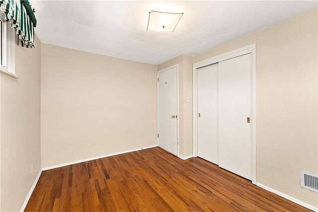 4578 Mapledale Drive, Lincoln Place, PA 15120