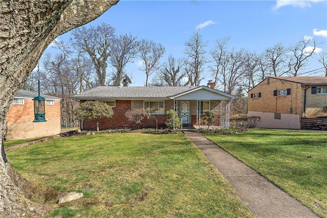 4578 Mapledale Drive, Lincoln Place, PA 15120