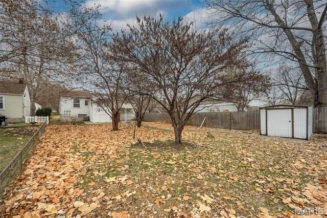 2128 N 5th Street, St Charles, MO 63301