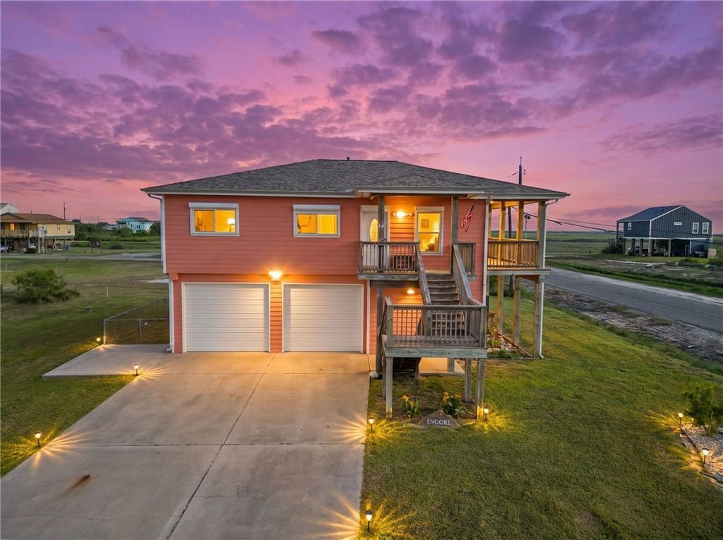 74 West Castle Oak Lane, Rockport, TX 78382 — exterior