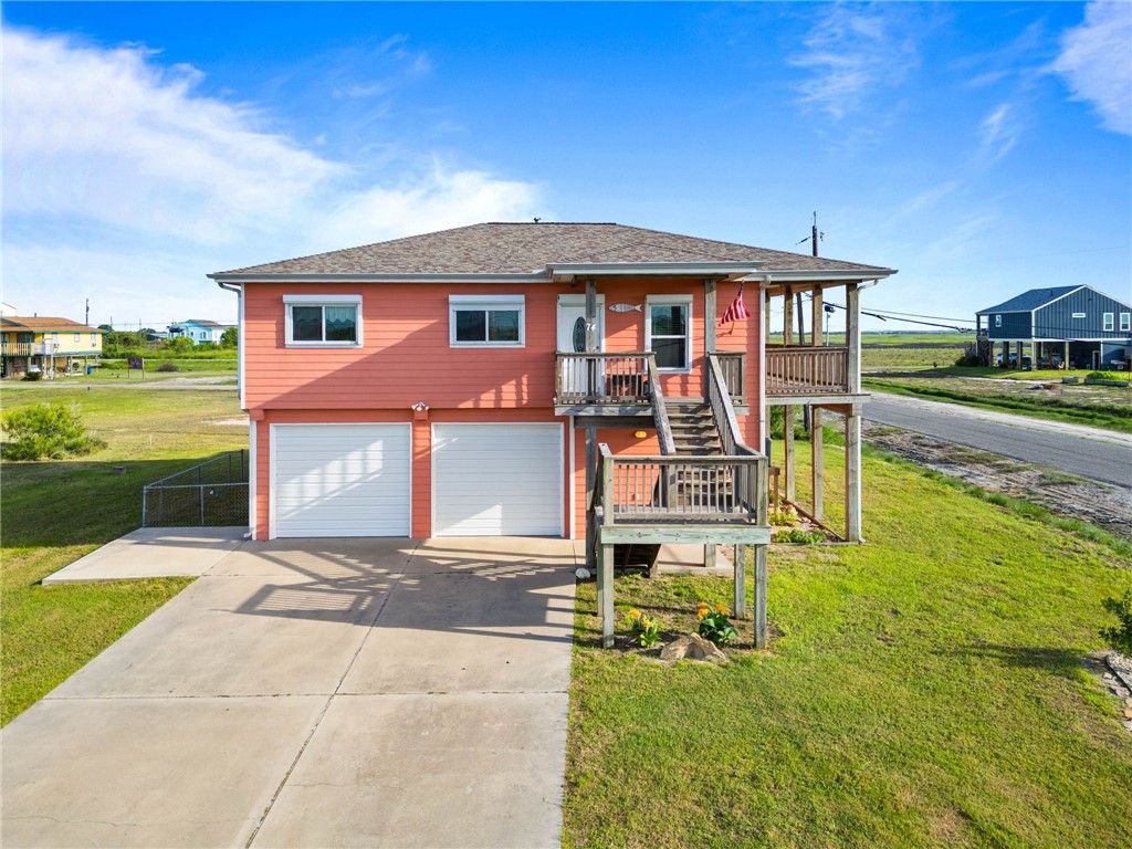 74 West Castle Oak Lane, Rockport, TX 78382 — photo 3
