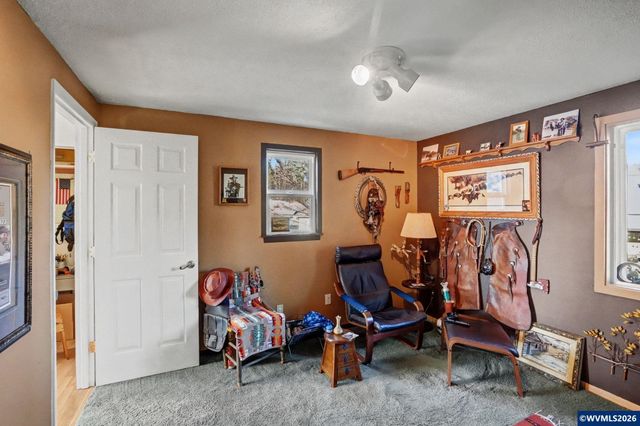 32365 North Fork Rd SE, Lyons, OR 97358