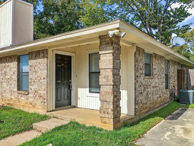 821 N Mesquite Street B, Arlington, TX 76011