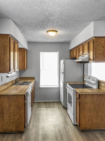 821 N Mesquite Street B, Arlington, TX 76011
