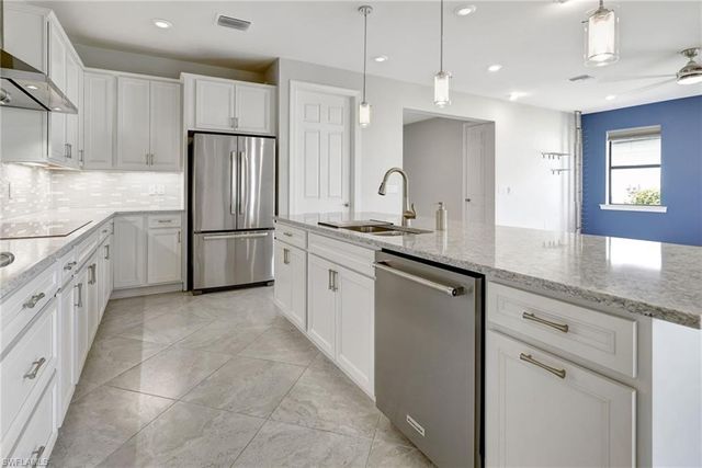 11752 Bowes CIR, Fort Myers, FL 33913