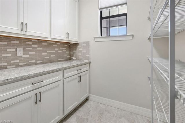 11752 Bowes CIR, Fort Myers, FL 33913