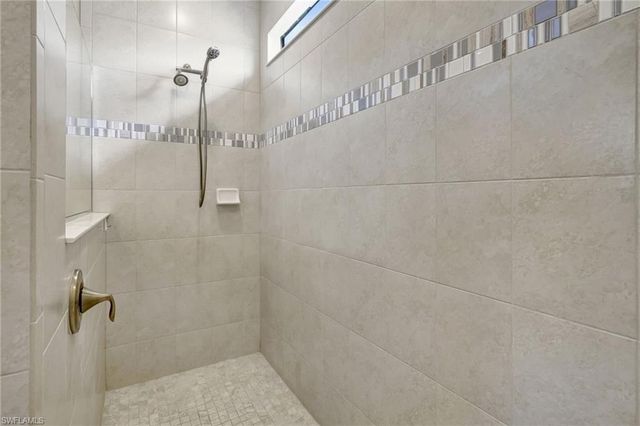 11752 Bowes CIR, Fort Myers, FL 33913