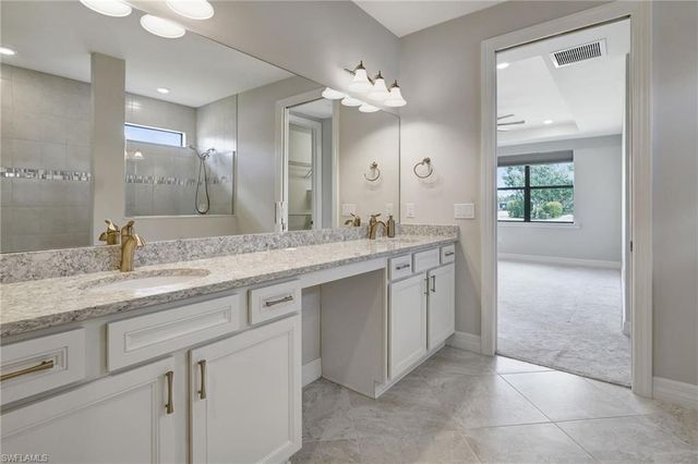 11752 Bowes CIR, Fort Myers, FL 33913