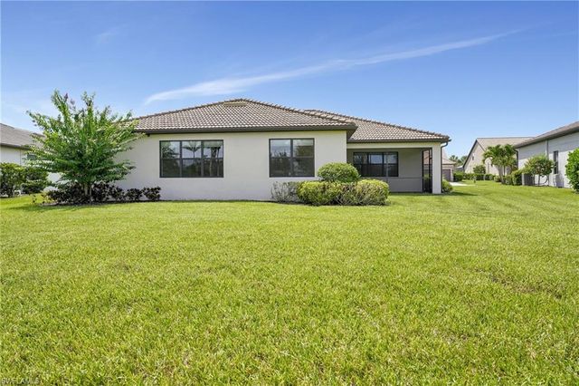 11752 Bowes CIR, Fort Myers, FL 33913