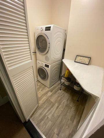 458 Beacon Street 1, Boston, MA 02115