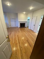 458 Beacon Street 1, Boston, MA 02115