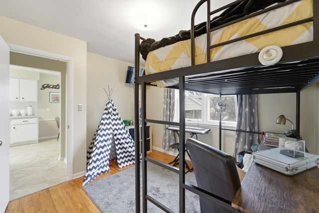 6635 Sunset Terrace, Windsor Heights, IA 50324