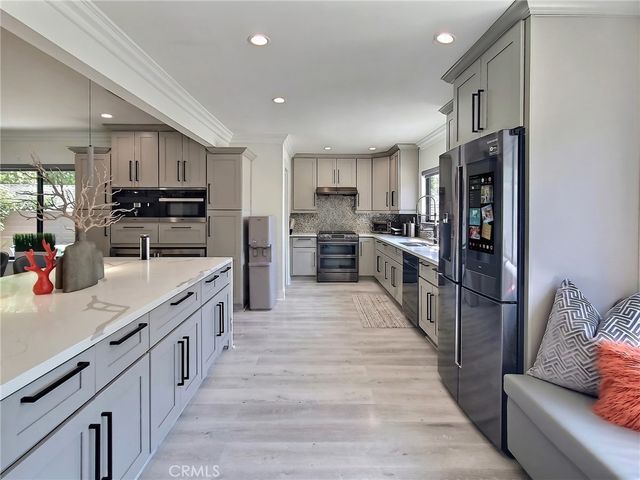 1023 Atlee, La Canada Flintridge, CA 91011