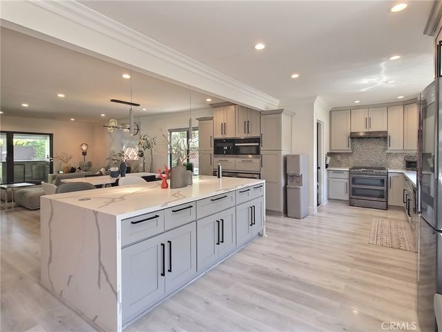 1023 Atlee, La Canada Flintridge, CA 91011
