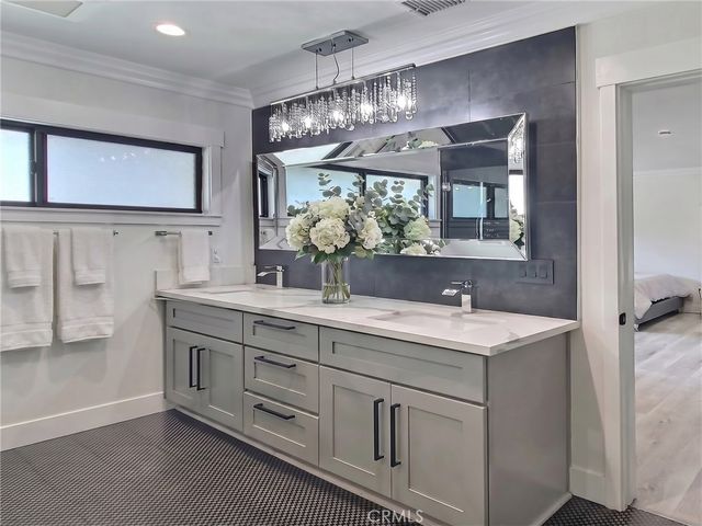 1023 Atlee, La Canada Flintridge, CA 91011