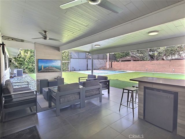 1023 Atlee, La Canada Flintridge, CA 91011