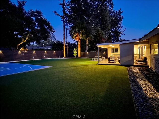 1023 Atlee, La Canada Flintridge, CA 91011