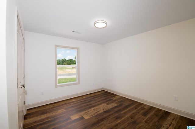 33 COUNTY ROAD 6401, Clanton, AL 35046
