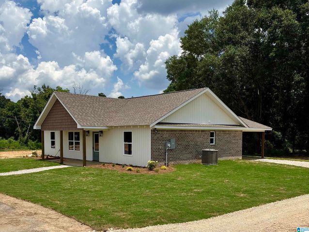 33 COUNTY ROAD 6401, Clanton, AL 35046