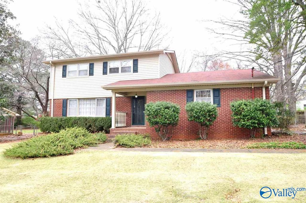 2505 Lancelot Drive, Huntsville, AL 35803